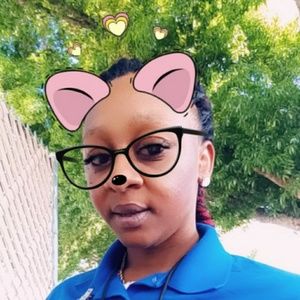 Meet your Posher, Deirdre